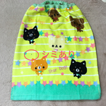 SALE❗️訳あり！二つ折タオルエプロン  きみどり 犬柄