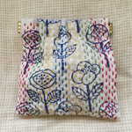 刺し子刺繍の口金パックンポーチ