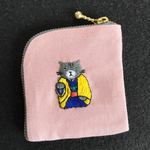 仏頂面の招き猫刺繍コインケース