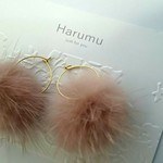 ファーピアス／イヤリング(ローズブラウン)