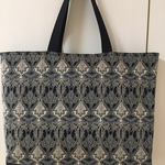 リバティーの黒いトートバック