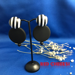 モノトーンマットピアス