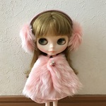 【受注製作】【カラーが選べる】ネオブライス用ビジュー付きファーポンチョ