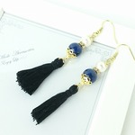 ラピスラズとコットンパール黒タッセル のピアス/イヤリング【ノンホールピアス】♪天然石/パワーストーン