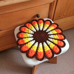 kyo-machiya 様オーダー作品【再販】レトロでカラフルなお花円座　   wyo