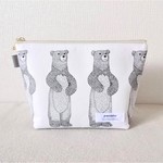 【在庫処分セール】起立ポーズくまさんポーチ