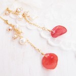 秋色紫陽花ひとひらと淡水パールのピアス・イヤリング