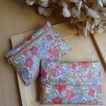 スリムでコンパクト☆ファスナーポケット付ティッシュケース☆リバティFlower Tops