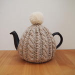 ２種ケーブル模様のティーコゼー　オートミール　Mサイズ