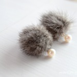 14kgf 淡水パール＆ミンクファー(グレー) pompom  ピアス