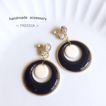  *モノトーン グラデーション* カボションイヤリング