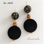 No.A049 フロッキービーズ ♥︎ 星柄 × ブラックピアス