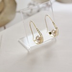 ,パールフープピアス(ホワイト・8mm)