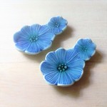 青い二輪花の箸置き