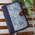 通院ケース*リバティFlower Tops×ネイビー*通帳ケースにも♪