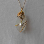 (再販ｘ2）シーグラスとシェルチャームとパールのネックレス