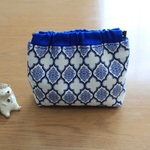 【受注後製作・Newサイズ】ぷっくりモロッカン×ダマスク柄のバネポーチ　ロイヤルブルー　12cm