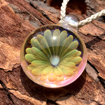 boroccus お花模様 ガラスペンダント
