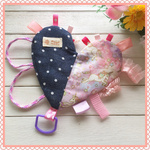 【セール品(訳あり)】ベビ〜夢中♪シャカシャカおもちゃ♡ハート形＊キルト入りふっくら＊ペガサス柄/シャカシャカパリパリおもちゃ