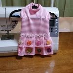 お花いっぱいピンクストライプのワンピース