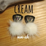大人COOL＊ビーズ刺繍ファーピアス#クリーム