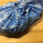 バンダナ柄大きなお弁当用あずま袋ブルー