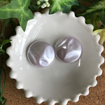 ジャパンヴィンテージ アクリルバロックパールカボション　28mm ライラック 2個セット