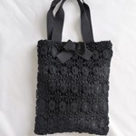 黒のレースのミニトートです