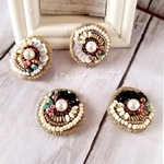 秋冬新作！ビーズ刺繍のまんまるイヤリング