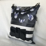 リボンビタット付おむつポーチ（ボーダーとブルちゃん）