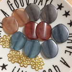 再入荷！アクリルビーズ10個♡透かしパーツ4個おまけ付き♡