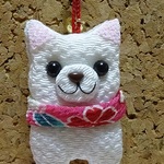 ちりめん根付け　白犬 (いぬ・わんこ) 