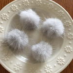 お待たせしました！リピ-タ-多数♥︎【高品質４個】再再..販♡ライトグレー天然ミンクファー 4個