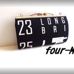 Wファスナー　20cm　カン付き　がま口　英字ロゴ　ブラック