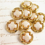 ■再販■ベージュ■10個入■18mm■ヴィンテージボタン  (パールベージュ　変形　大)　※ピアスに!! [1203-18]　