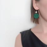 タティングレースの秋冬ピアス
