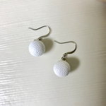 ゴルフボールピアス