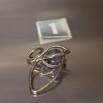 藤色の目のキーケース、キーホルダー「アメジストと64チタンのキーケース」