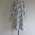 再販　えんぴつ模様のワンピース