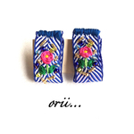 キラキラ花柄刺繍ピアス
