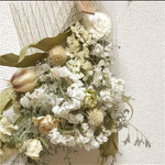 ドライフラワー ホワイトグリーン薔薇のスワッグ