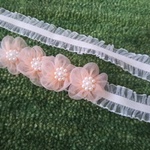 再販 ベビーから使える　天使のお花ヘアバンド(ピーチピンク）