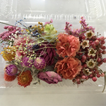 ペッパーベリーと小さいお花達のドライフラワー！