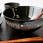 一汁一菜をゆっくり丁寧に頂く　たっぷり汁碗（黒）3101-1722