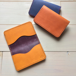 【NEW】シンプルな革の名刺入れ パープル×マスタード