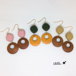 大ぶり＊ウッドピアス  からし色