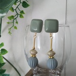 New❇❇    樹脂   おおぶりピアス  BL