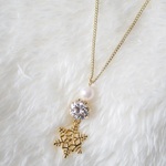 キラリ☆雪の結晶ネックレス