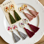 ♡×1400 上品♡押し花レジン＊タッセルのゆらゆらイヤリング/ピアス