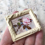 【限定品です】薔薇の装飾が美しいフレームー＊薄桃色のオールドローズ一輪
